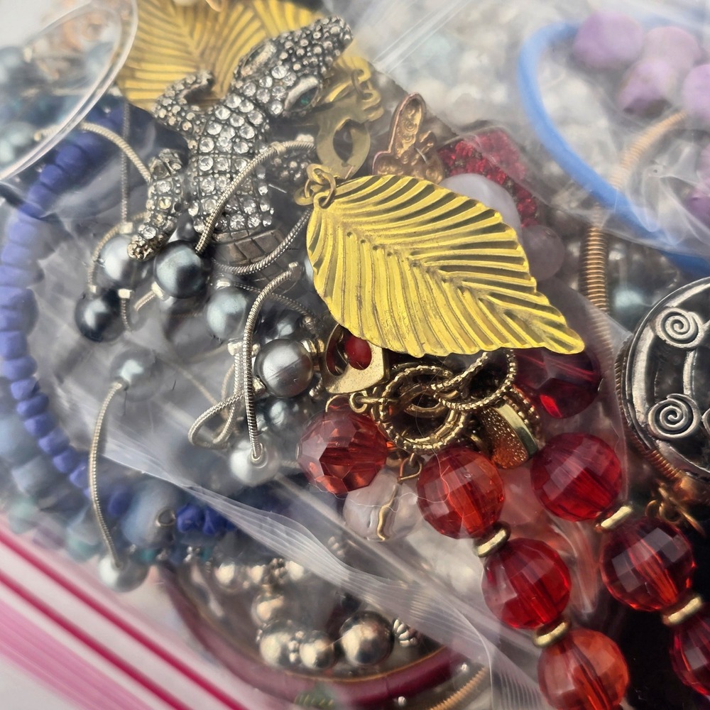 7lb Jewelry Craft Bag #2 - Bulk Lot Assorted Upcycle Broken Chains Beads & More - Picture 10 of 11